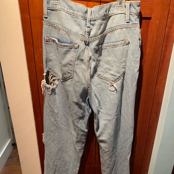 Urban Outfitters destroyed jeans - Picture 3 of 5